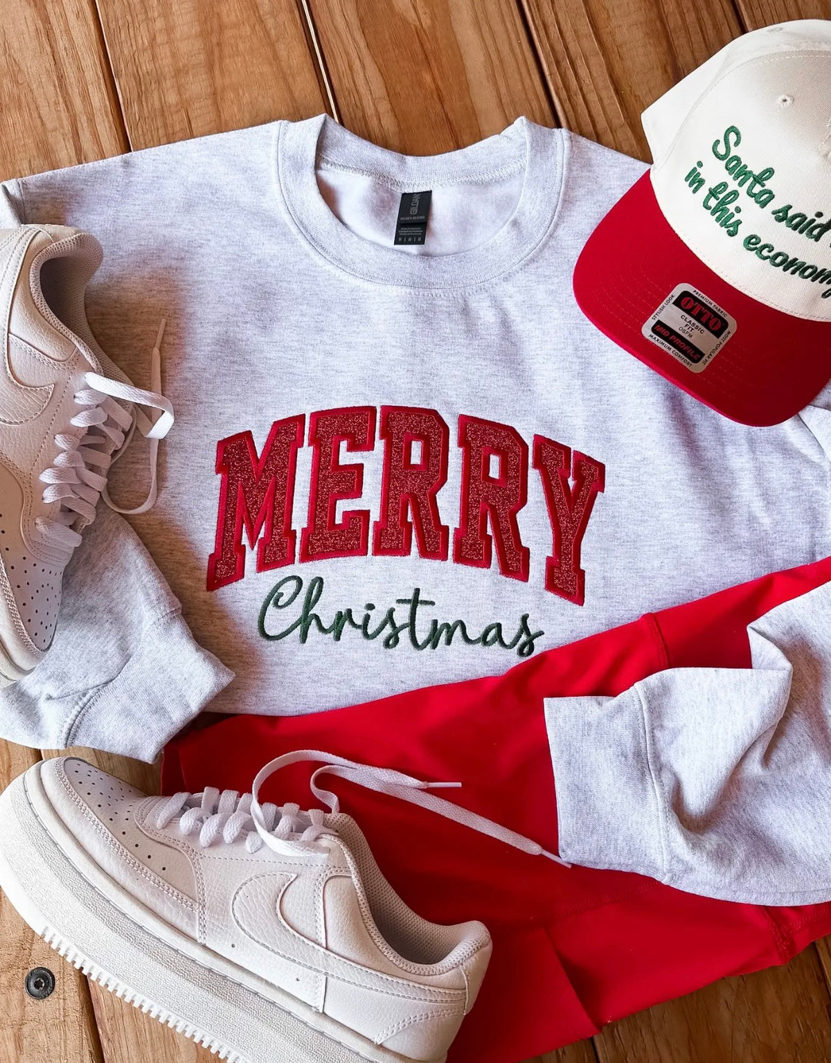 Merry Christmas embroidered glitter appliqué crewneck sweatshirt